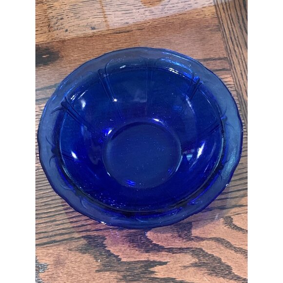 Vtg Jeannette Glass Cobalt Blue Glass Bowl Embossed Floral Leaf Design - Picture 1 of 8
